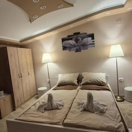 Tiski Labud דירה Bečej